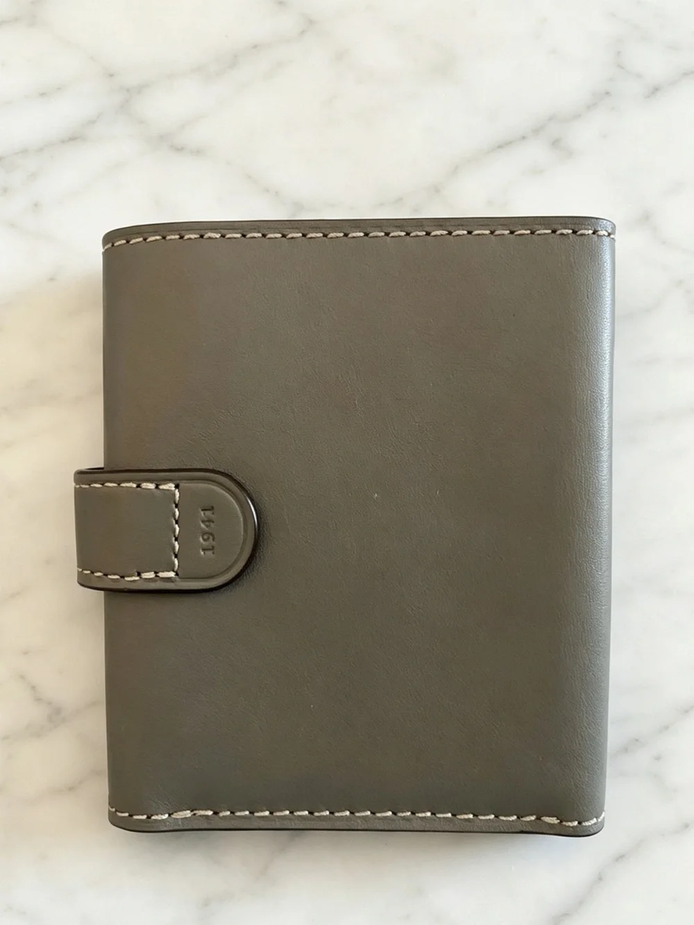 Coach 1941 Small Trifold Wallet Heather Grey Glovetanned Leather
